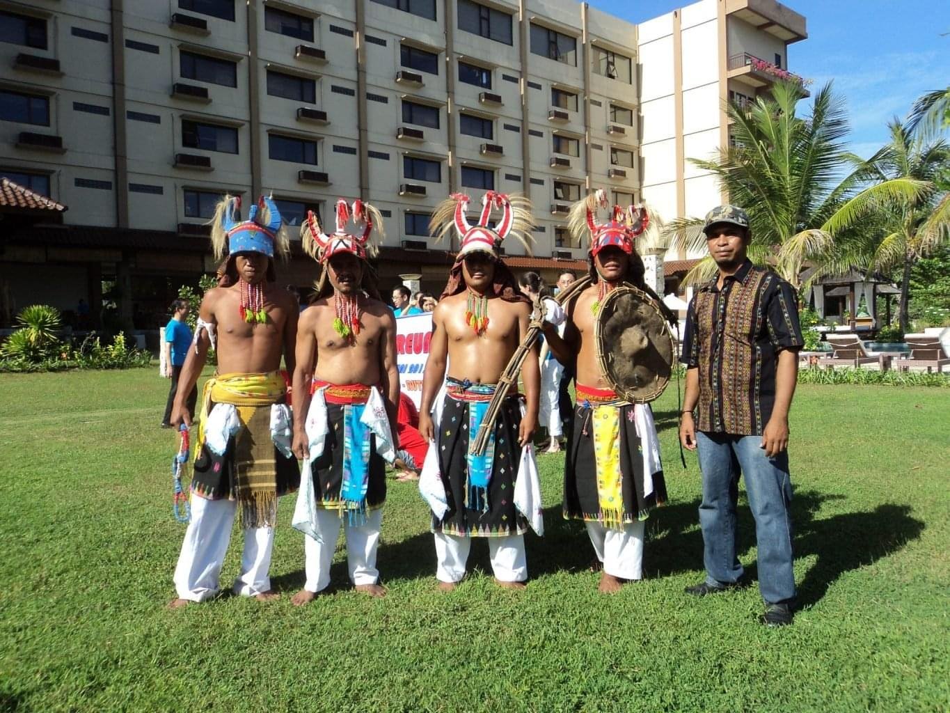 labuan bajo city tour